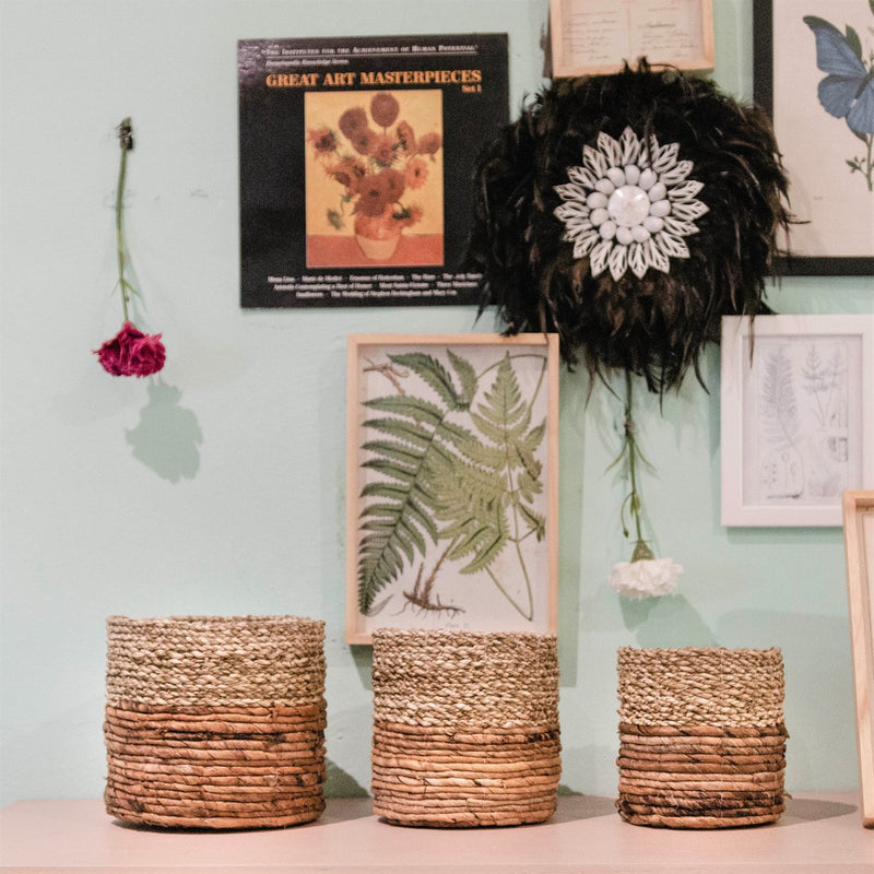 Small Seagrass Basket BHINNEKA (two-coloured) | Plant Basket | Small Storage Basket | Woven Boho Basket | Planter | Decorative Basket | Round Flower Basket