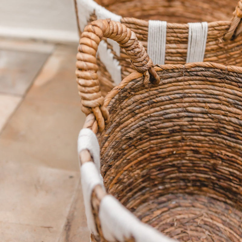 Laundry Basket Plant Basket Large Storage Basket Round NASARI Made of Banana Fibre with a Macrame Pattern made of Cotton