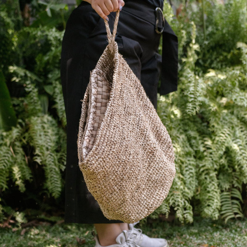 Wall Basket UTARA Hanging Storage Basket made of Raffia