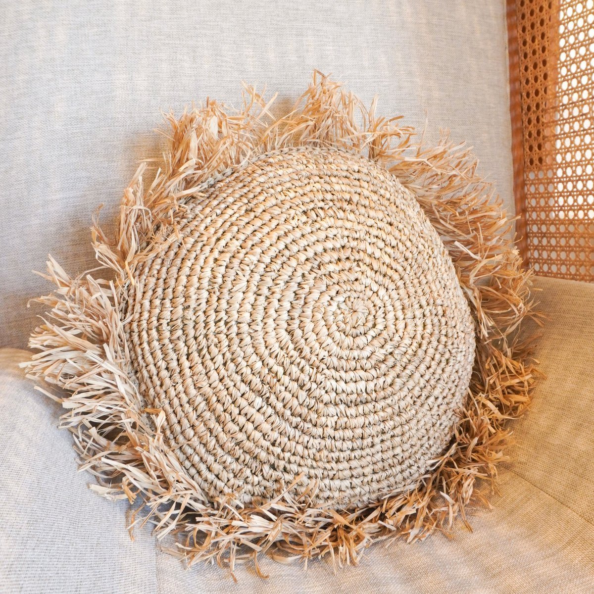 Rond Boho Kussen met Franjes Decoratief Kussen Ø40/50 cm Sierkussen van Raffia Sofa Kussen met Vulling TARAKAN beige