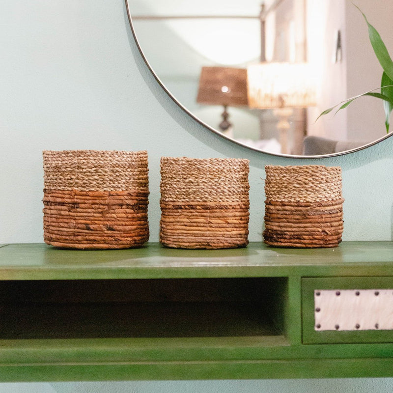 Small Seagrass Basket BHINNEKA (two-coloured) | Plant Basket | Small Storage Basket | Woven Boho Basket | Planter | Decorative Basket | Round Flower Basket