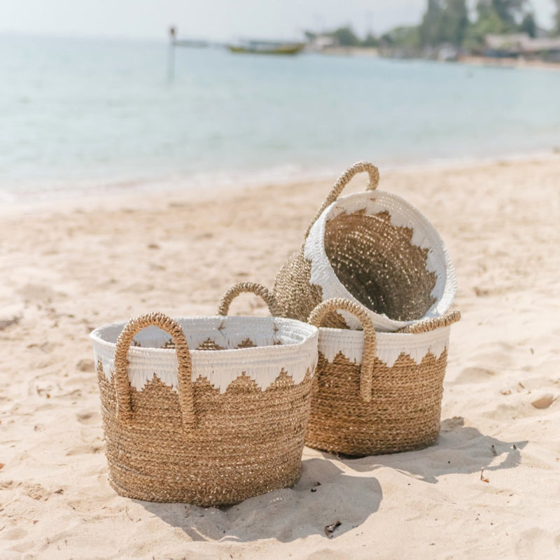 Round Seagrass Baskets with White Cotton Cords WAIGEO (3 sizes) Decorative Laundry or Storage Basket