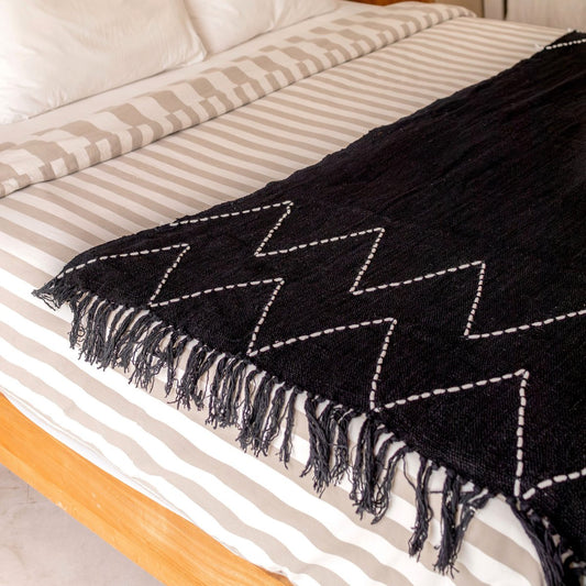 Boho Blanket Zwart Handgeweven Katoenen Deken 140x200 cm LINGGAH Handgeweven van Katoen