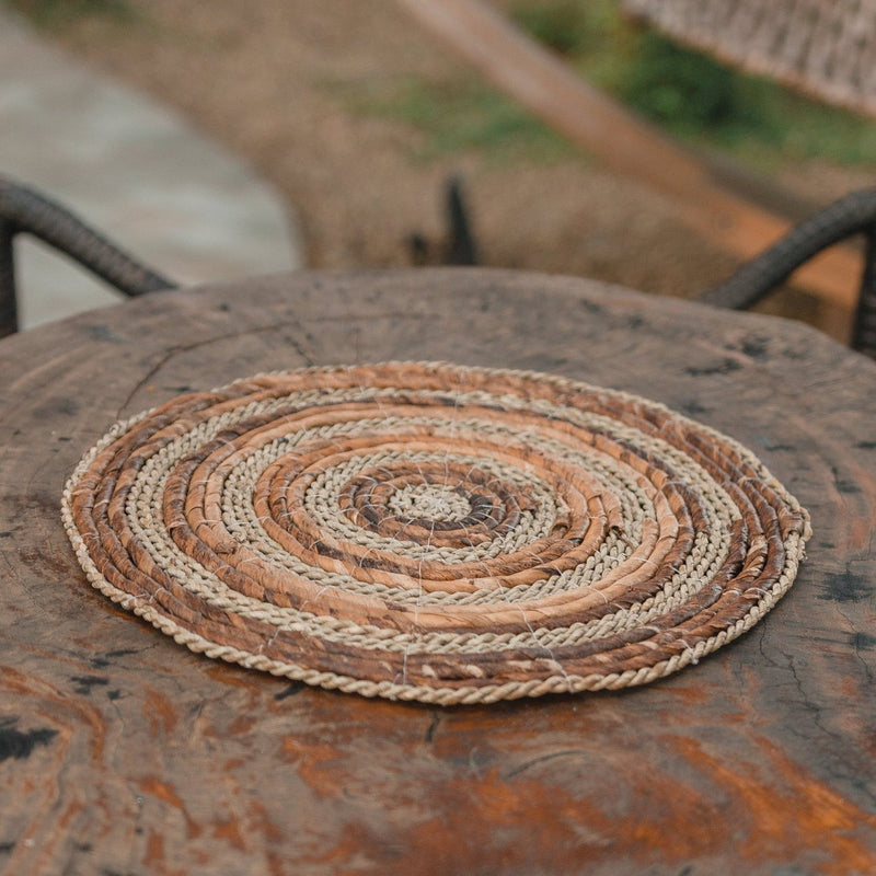 Placemat (Set of 4 or 6) MATARAM | Boho Round Table Mat made of Banana Fibre & Seagrass 38 cm