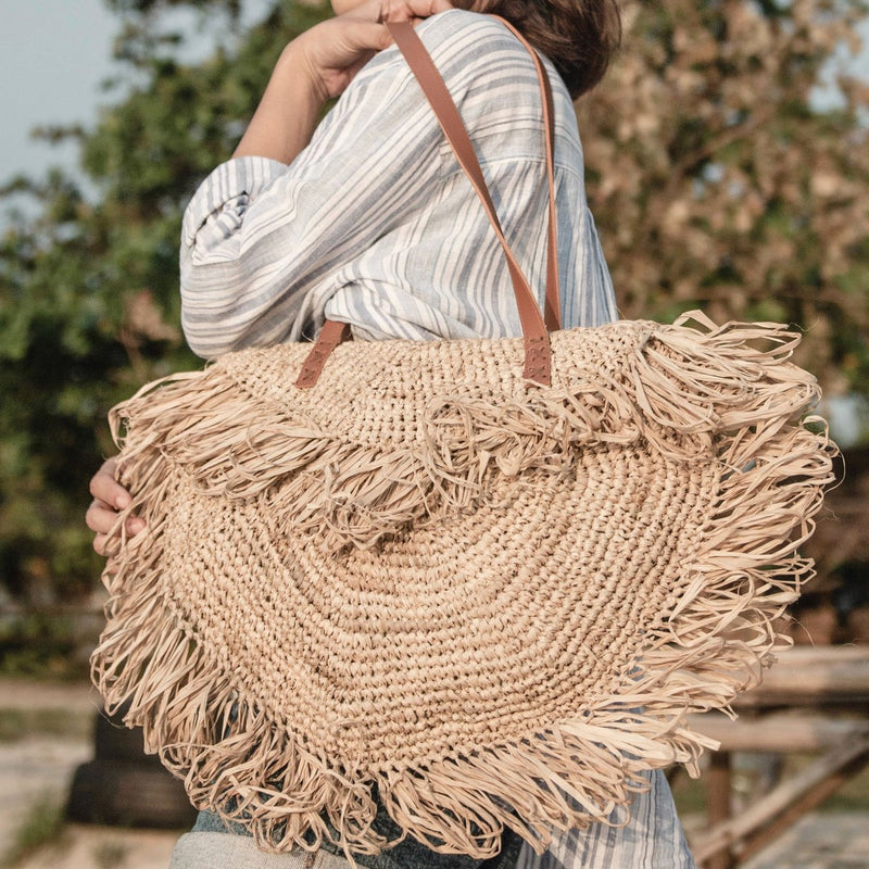 Beige schoudertas met franjes strandtas tote shopping bag SUMBAWA