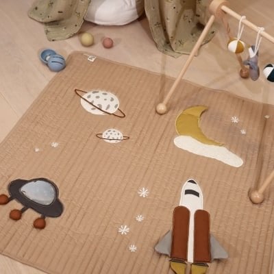 Emil activity mat-Space