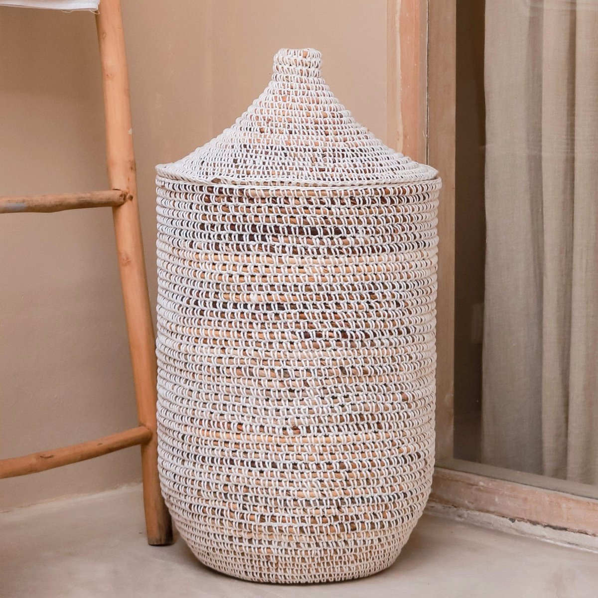 Laundry Basket with Lid KAJA made from Banana Fibre