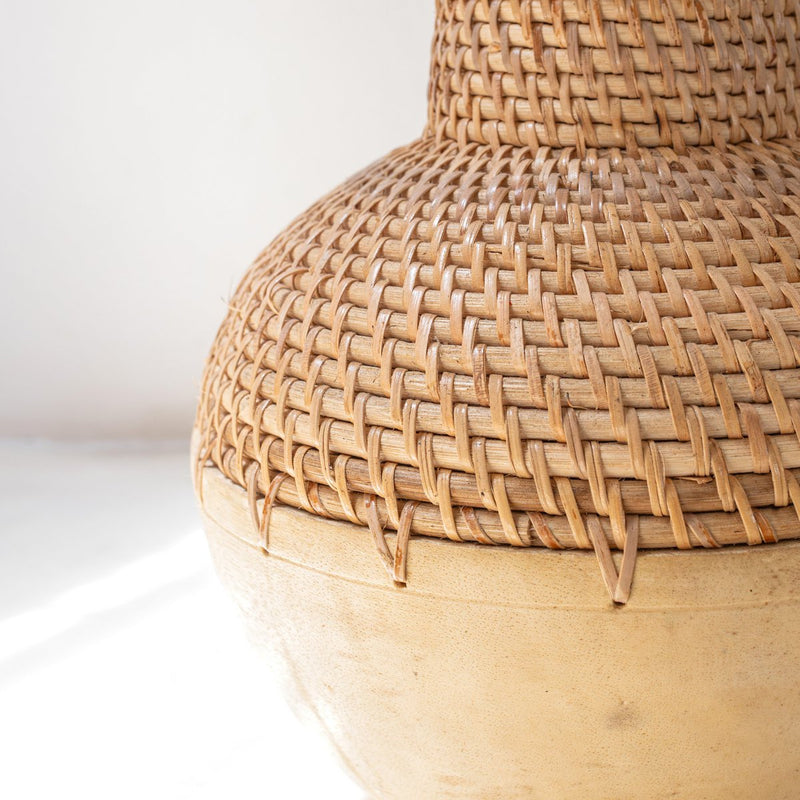 Woven Boho Vase KAMARI made from Rattan and Wood