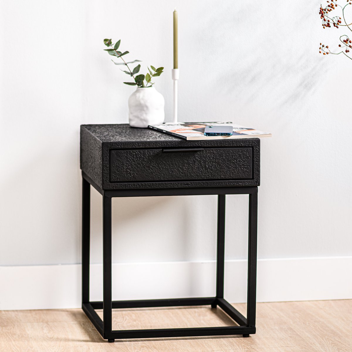 Bedside table 1L, Lava, B340 black