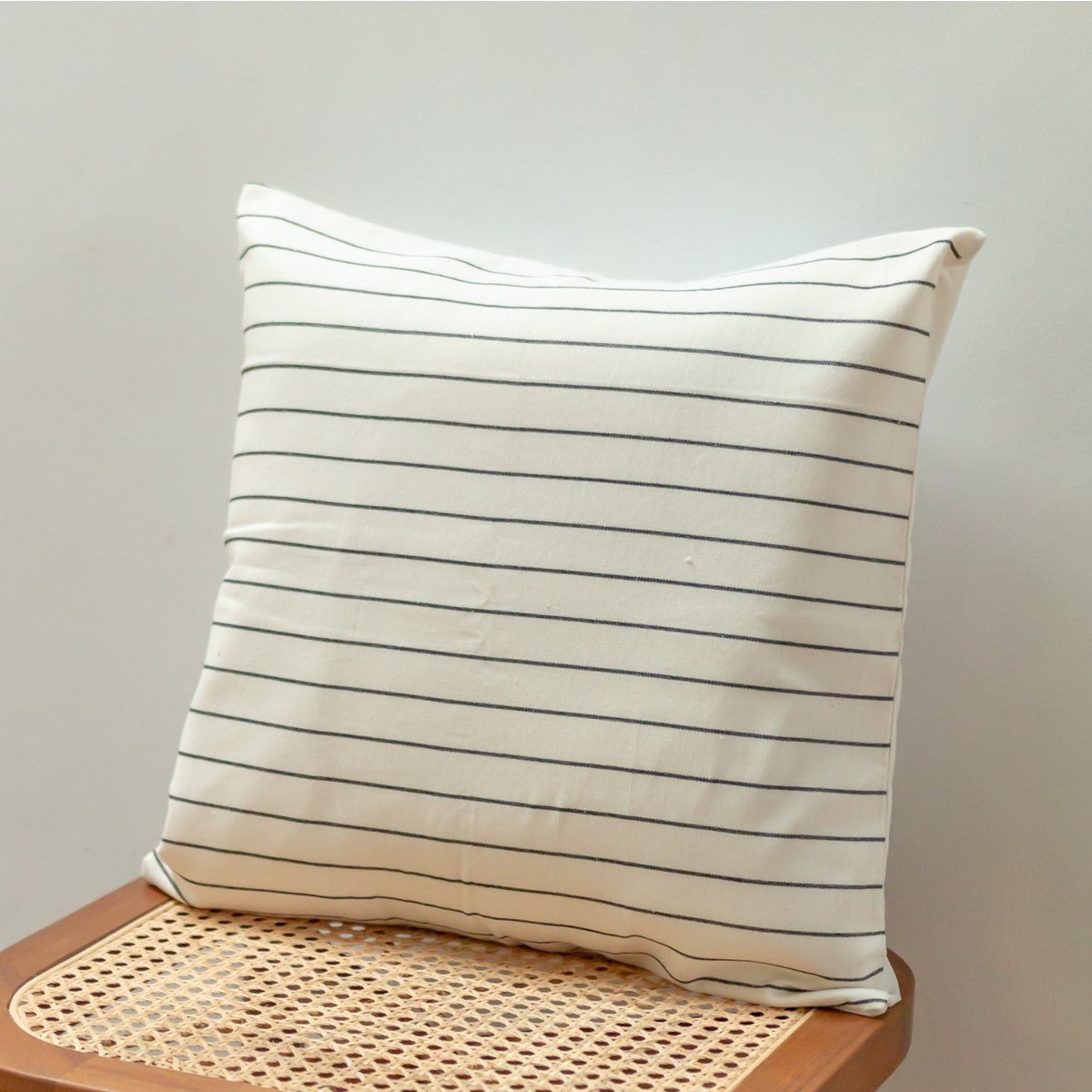 Handwoven Pillowcase RAMA 40x40 or 50x50 cm | Decorative Cushion | Sofa Cushion Made of Cotton