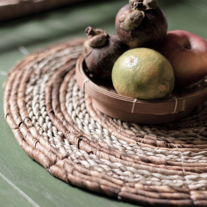 Placemat (Set of 4 or 6) MATARAM | Boho Round Table Mat made of Banana Fibre & Seagrass 38 cm