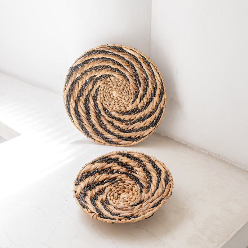 Round Wall Basket or Decorative Bowl BANDUNG made of Water Hyacinth (2 sizes)