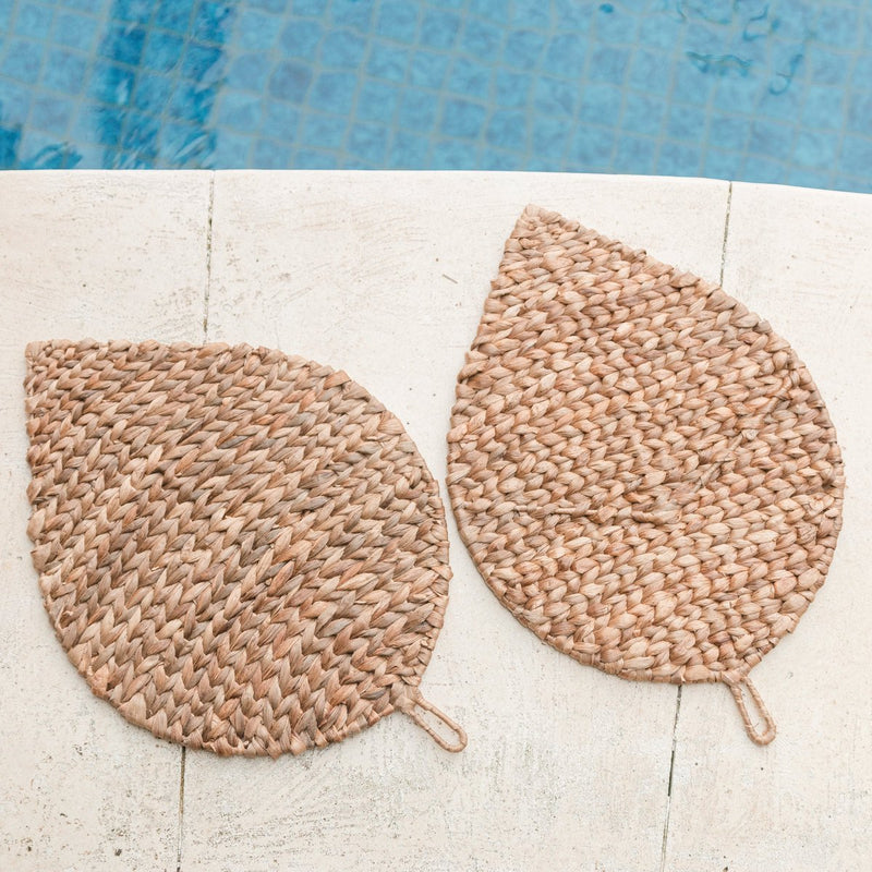 Placemat leaf-shaped (Set of 2, 4 or 6) 48 cm | Boho Table Mat DITU made from Water Hyacinth