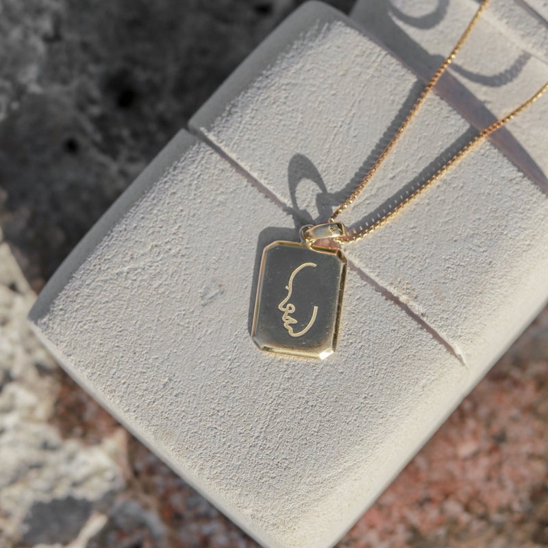 Dainty necklace 18k gold plated - gold 40 cm chain made of 925 silver gold vermeil - pendant with engraved face - LOVINA gold