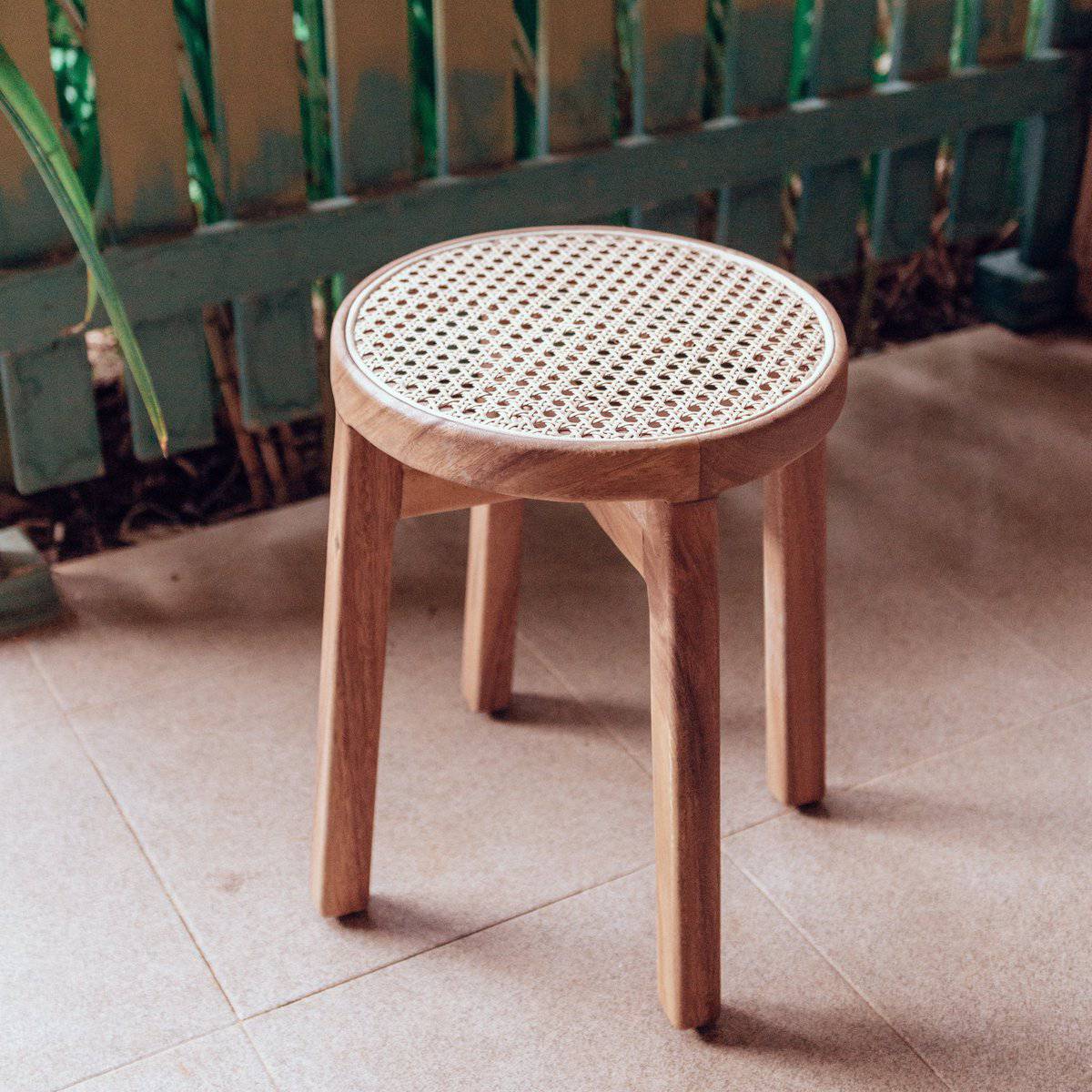 Wooden Stool CARAMIN made of Trembesi with a Seating Surface from Woven Rattan - Goldgenix